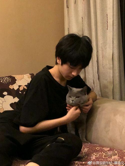 严浩翔吃瓜娱乐圈